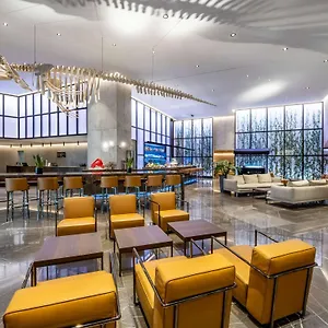 Hotel Pullman Axis Towers *****